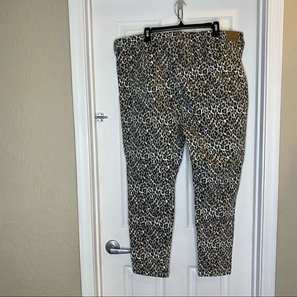 American Eagle Hi-Rise Jegging Cheetah Print Plus  Size 24 - Picture 2 of 9